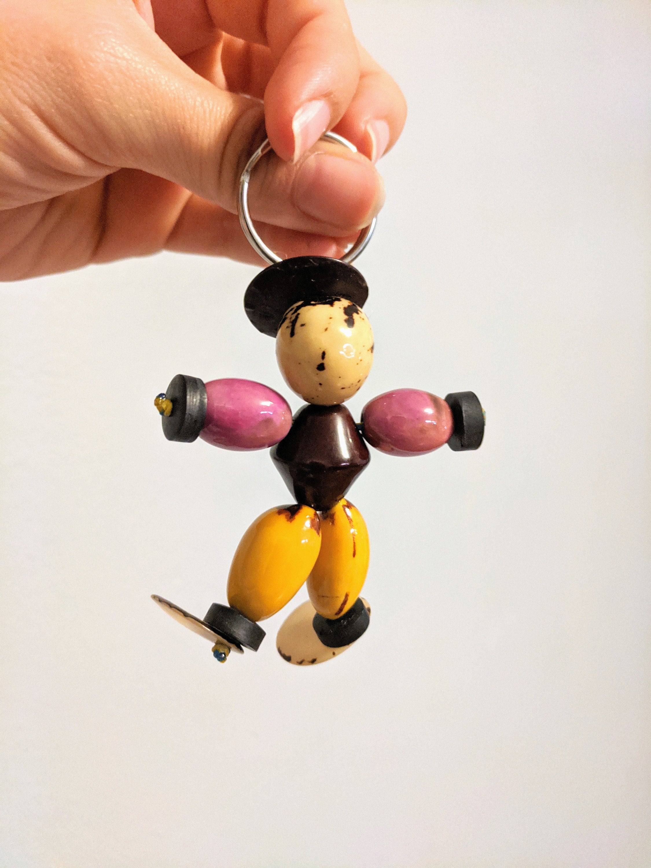 Picasso keychain, handmade Doll keychain, Vegetal Ivory key holder. gift for art lovers, artistic keychain, geometric cubism art keychain