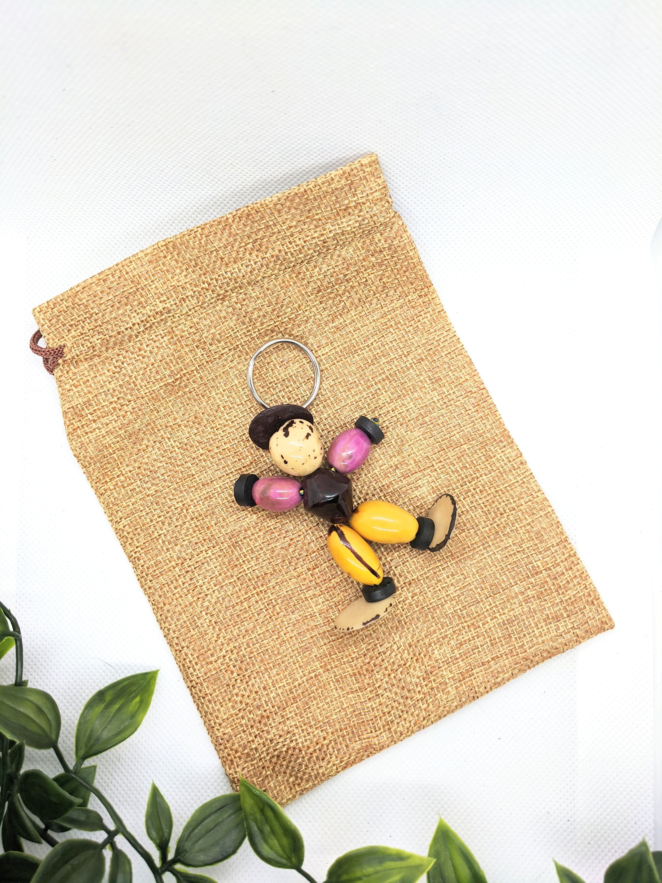 Picasso keychain, handmade Doll keychain, Vegetal Ivory key holder. gift for art lovers, artistic keychain, geometric cubism art keychain