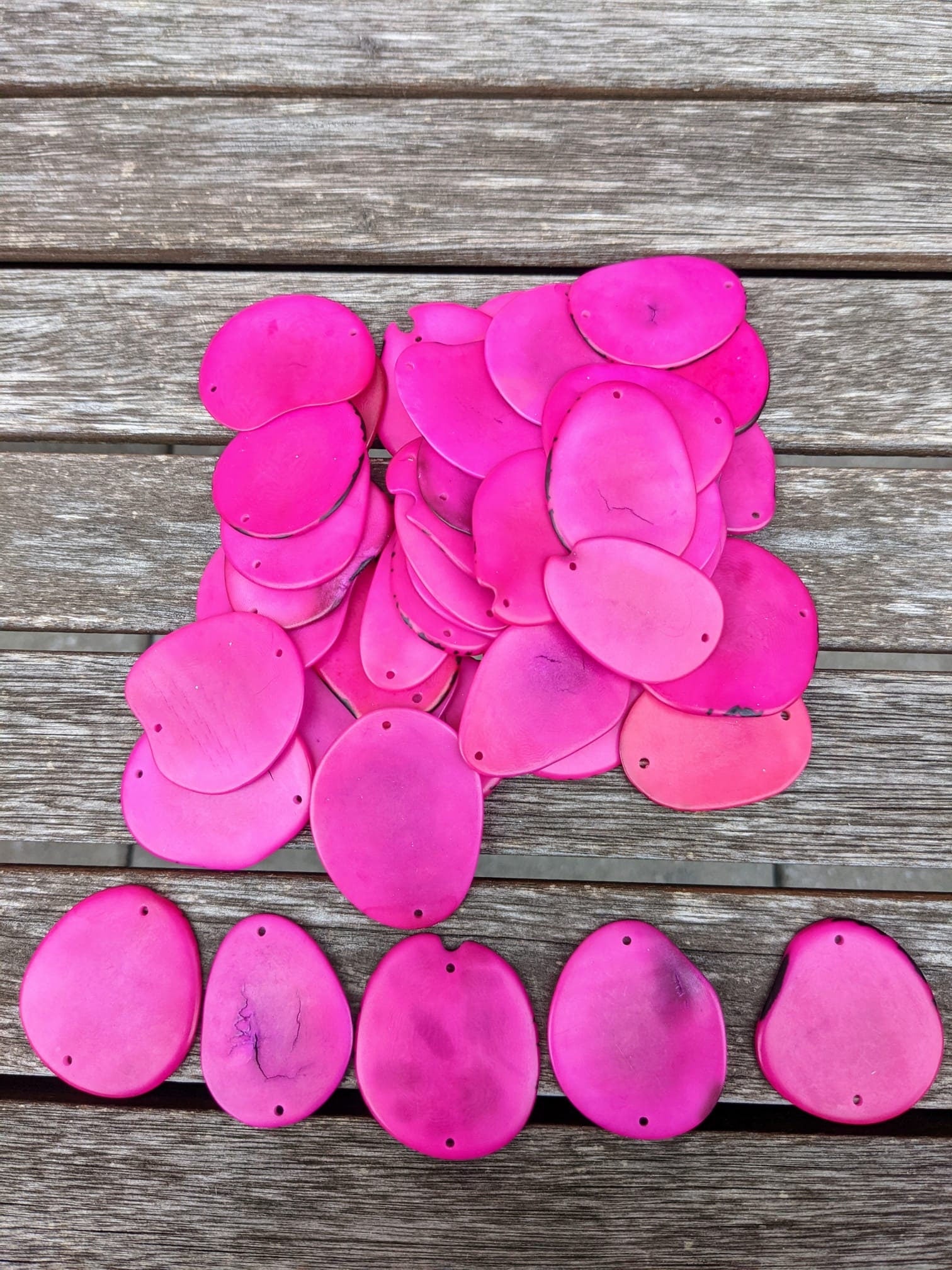 Pink Tagua Nut Slices: Artisan Jewelry Beads (15pcs)
