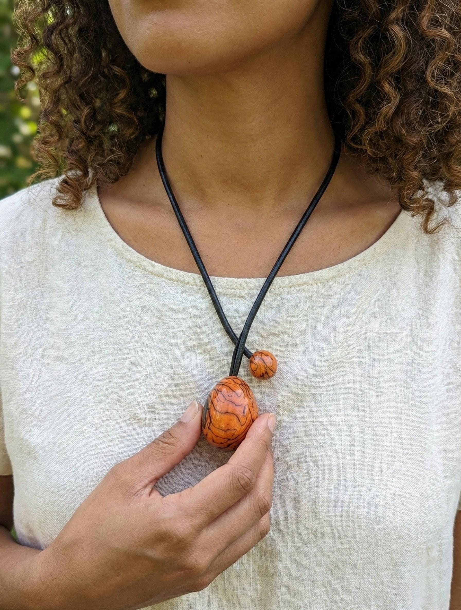 Elegant Pendant Necklace.