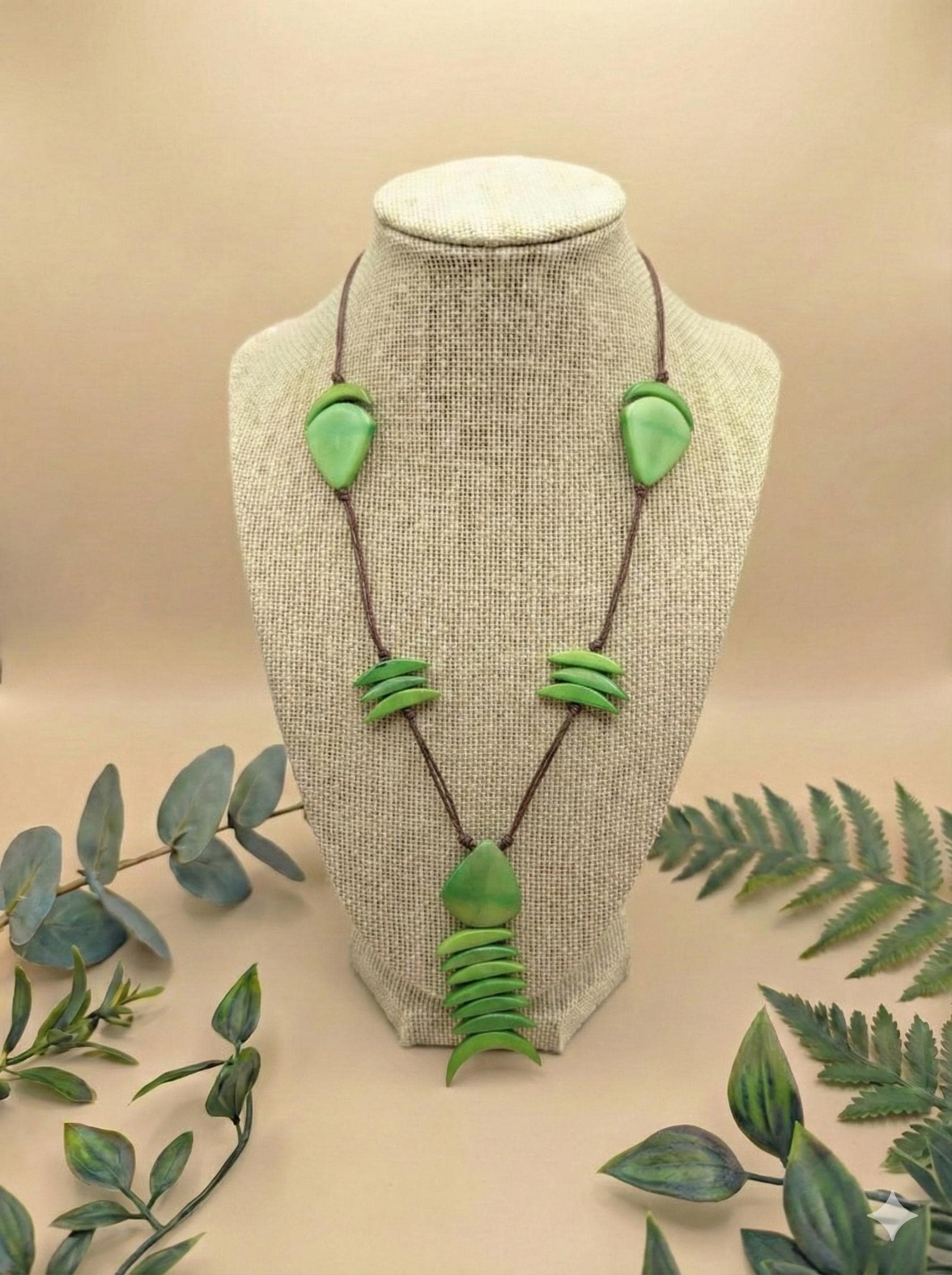 Natural Fish Pendant Necklace.